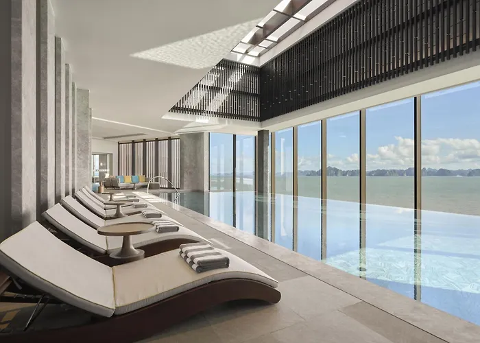 Intercontinental Bay By Ihg 5* Ha Long