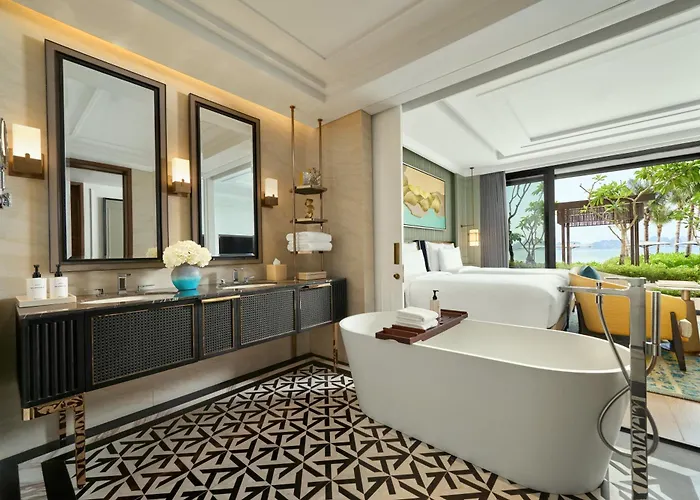 Intercontinental Bay By Ihg 5*