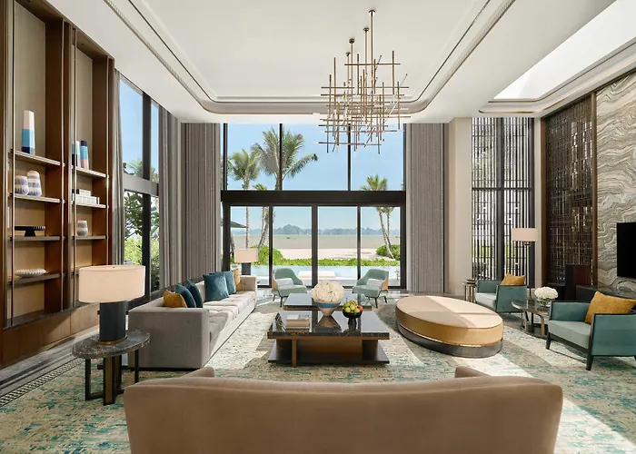 Hotel Intercontinental Bay By Ihg