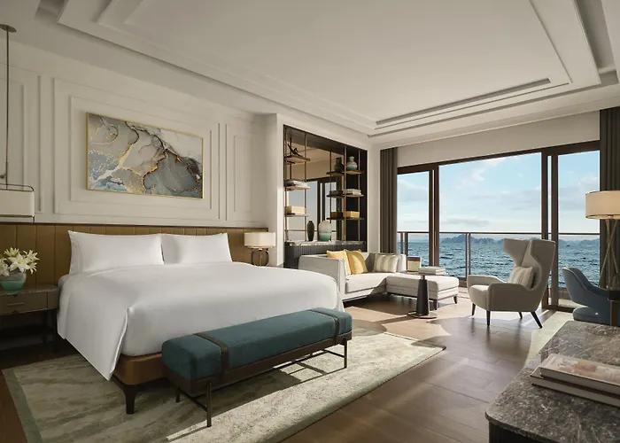 Hotel Intercontinental Bay By Ihg